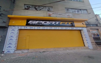 Porta de aço comercial: a solução de segurança inteligente para o seu negócio